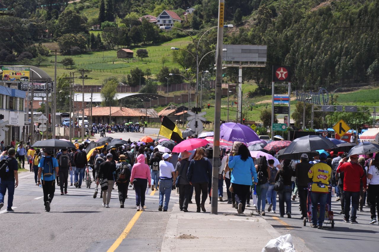 Marchas en el sector Higueras en Duitama Boyacá
