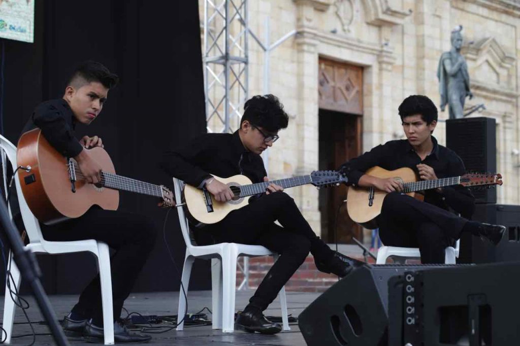 Jóvenes en concierto premio cacique tundama