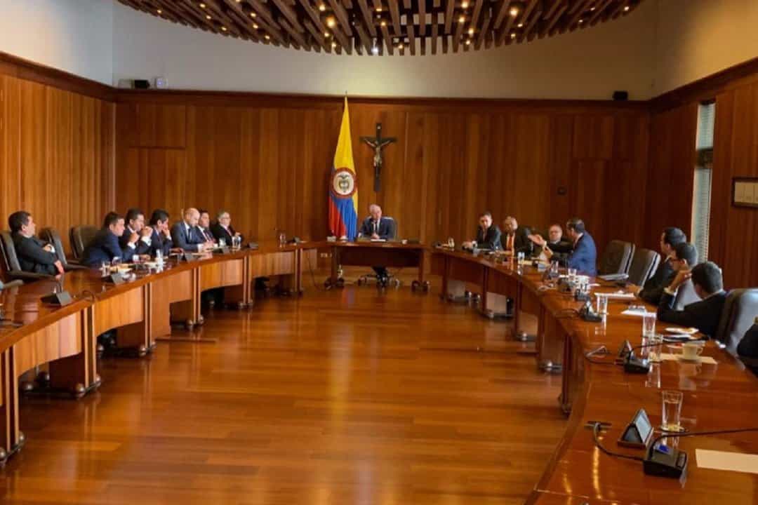 La Corte Constitucional, declaró inconstitucional el cobro que había creado el Gobierno de Iván Duque para alimentar el fondo con el que se estaba ayudando en la atención de la pandemia.