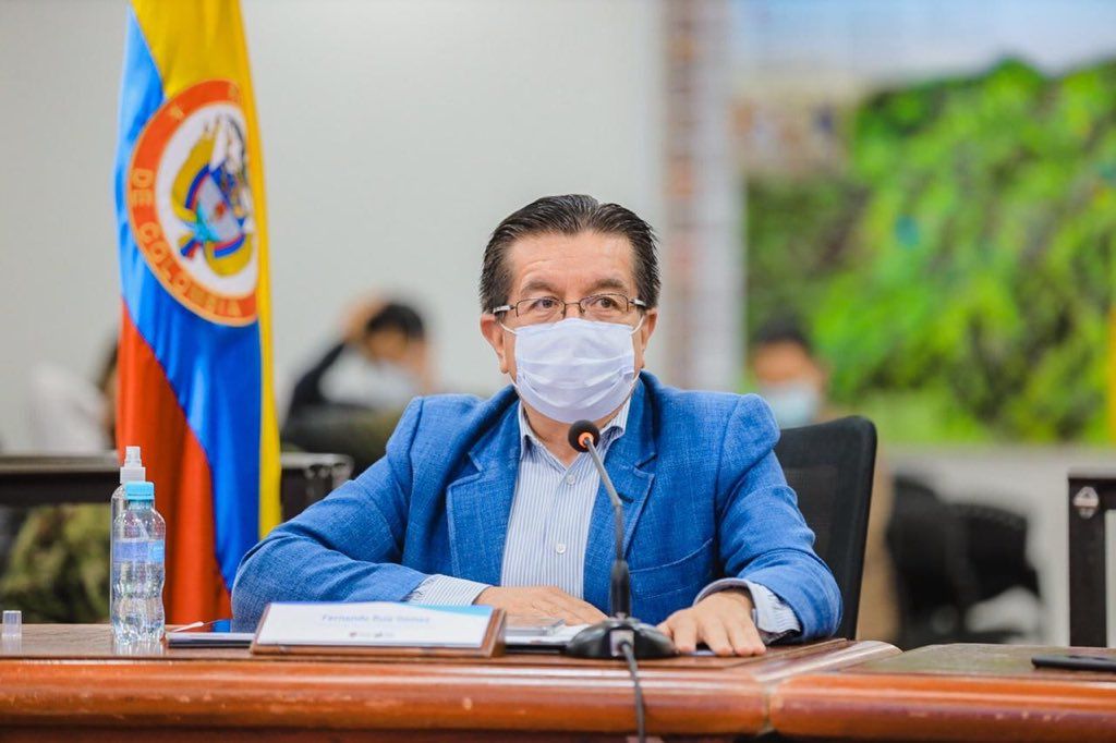 Colombia está entrando en un nuevo pico de casos por ómicron, según Gobierno 1