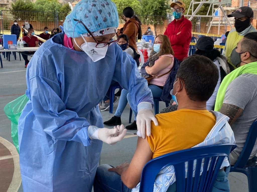 Hoy continúa en Sogamoso la vacunación contra el COVID-19 para mayores de 20 años en adelante. Foto: archivo particular
