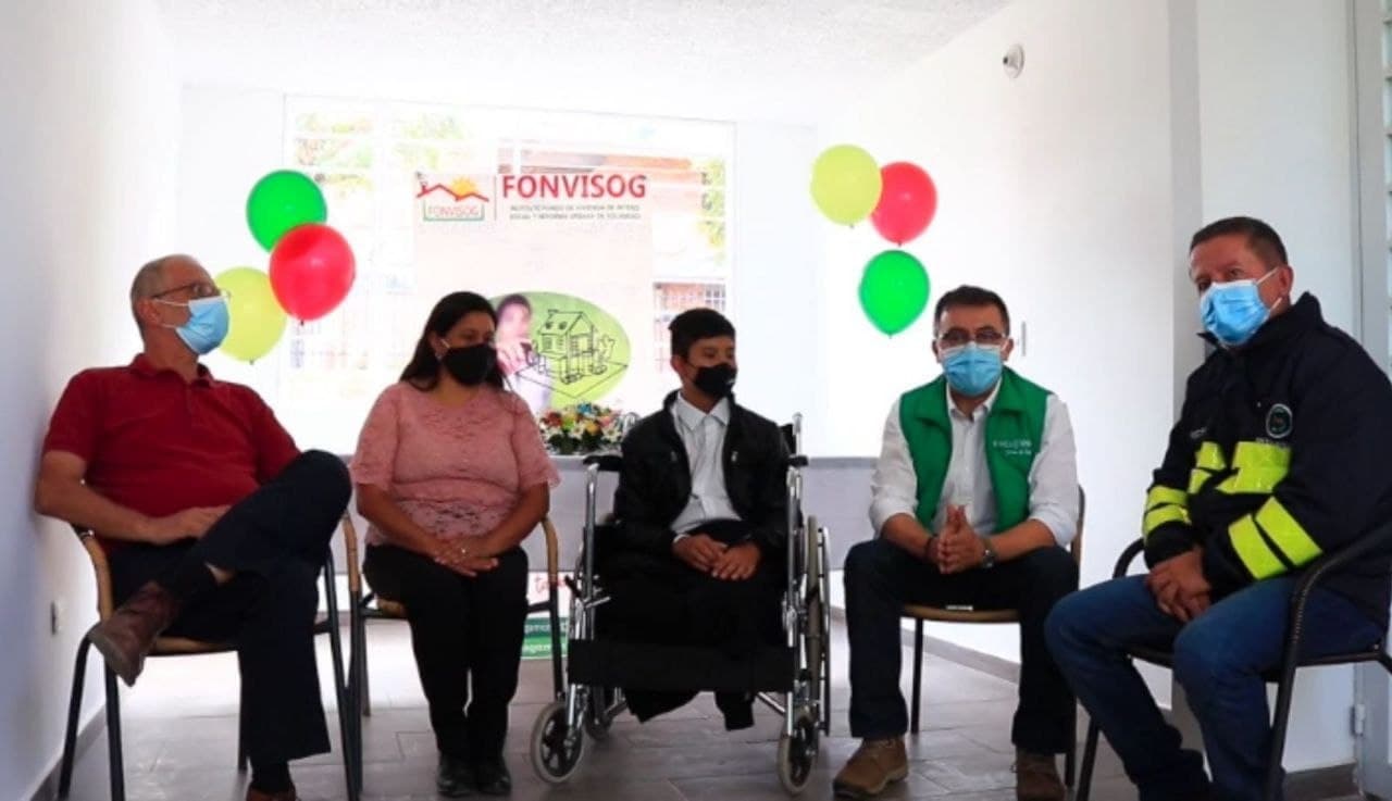 Alcalde de Sogamoso le pidió perdón a un niño que perdió las piernas en accidente de tránsito 1