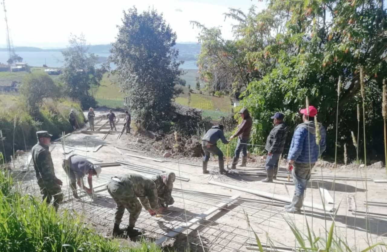 El Ejército Nacional sigue apoyando a la comunidad con obras de beneficio social en Boyacá 1