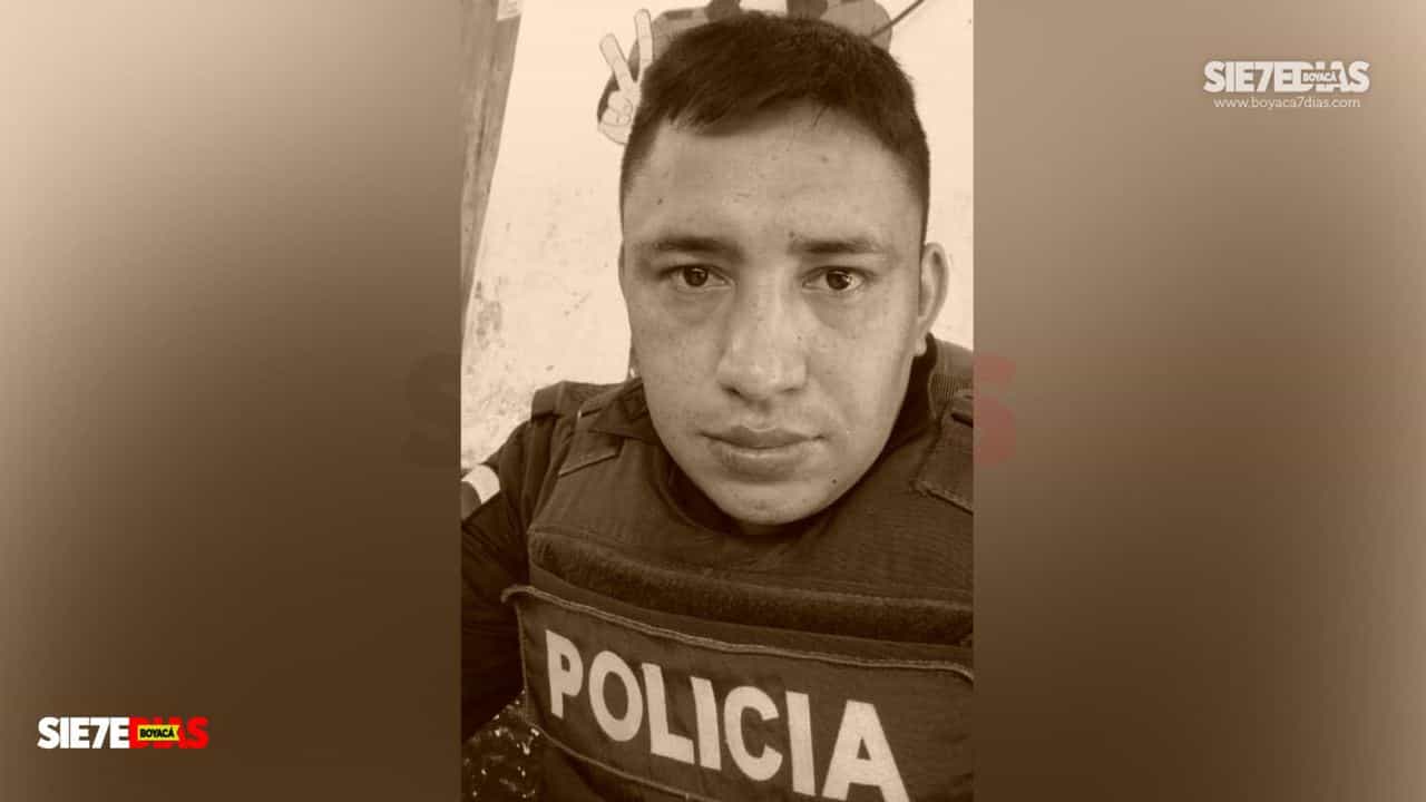El patrullero Jhon Fredy Bautista Vargas, no alcanzó a completar los 12 años de servicio. Deja una viuda y un hijo de seis años. Foto: Archivo particular.