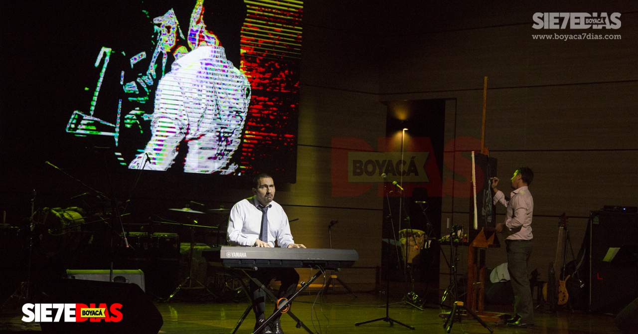 El performance entre el pianista y el artista plástico con discapacidad, con el que abrió el evento de inauguración resultó siendo todo un espectáculo. Foto: Camilo Barón/Boyacá Sie7e Días.