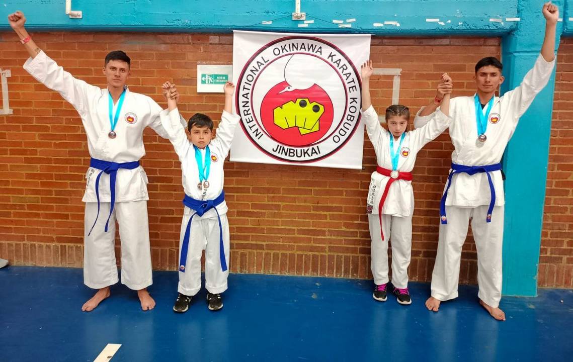 Cinco medallas para Sogamoso en karate logró el Club Bushido Jinbukai 1
