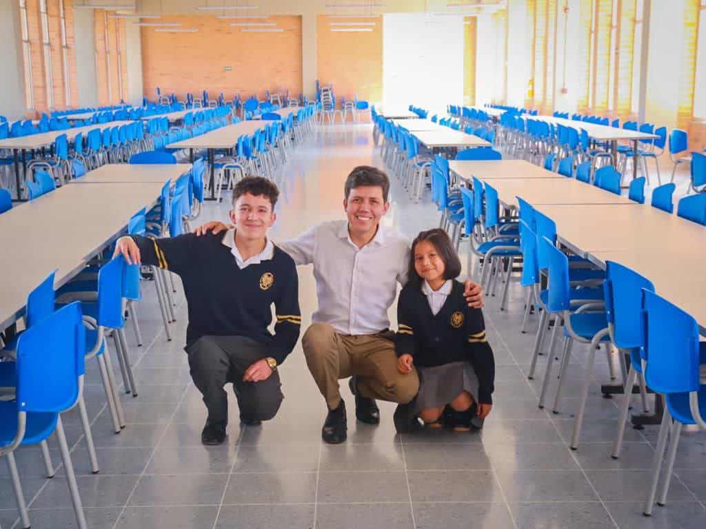 El alcalde de Duitama hizo entrega de la nueva obra del restaurante para el colegio Técnico Rafael Reyes. Fotos: Ofipresa/Alcaldía de Duitama.