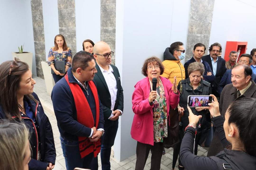 Miembros de la Academia Boyacense de historia liderados por Javier Ocampo López, fueron los invitados de honor a la inauguración del nuevo archivo. Foto: Ofiprensa/Alcaldía de Tunja.