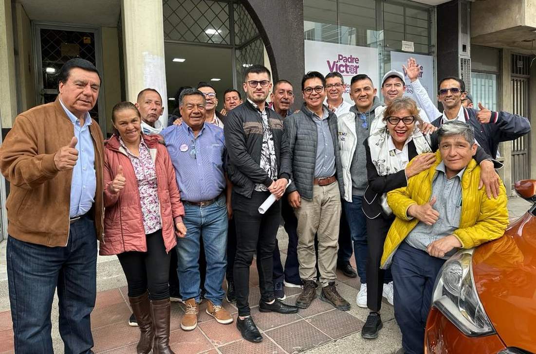 Durante todo el día el candidato a la Gobernación Víctor Leguízamo estuvo en Sogamoso, donde en la tarde abrió su sede de campaña para la provincia de Sugamuxi. Foto: Ofiprensa/Víctor Leguízamo.