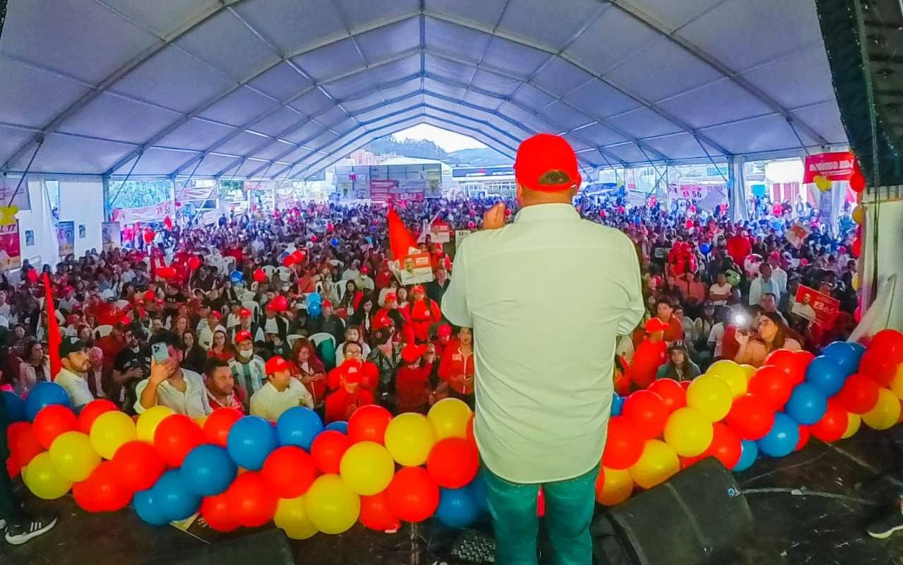 La masiva convocatoria que logró Alex Serrato para el lanzamiento de su campaña a la alcaldía de Duitama