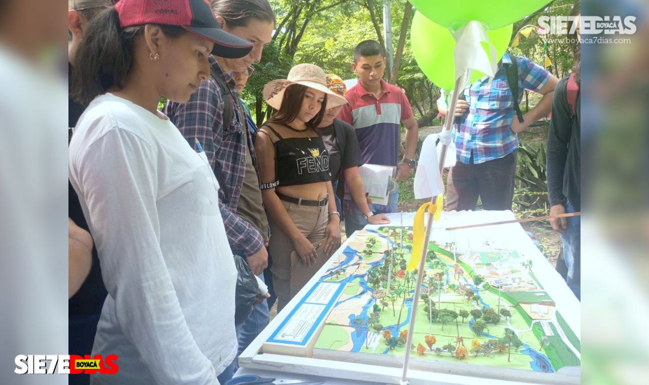Estudiantes de Unitrópico presentan proyecto del parque La Iguana de Yopal. Foto: Boyacá Sie7e Días
