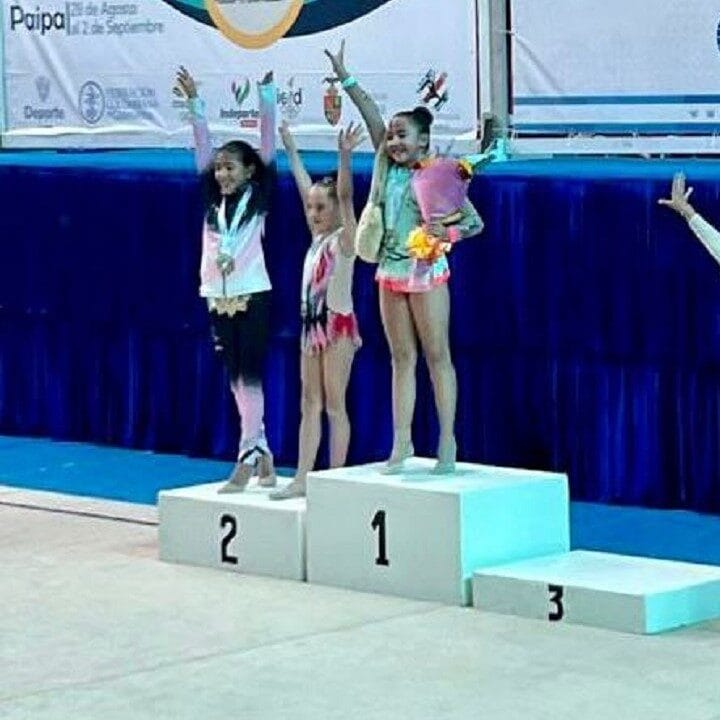 La niña gimnasta Antonella Guzmán Sánchez, que representa a Boyacá, ganó medallas de oro, bronce y plata. Foto: archivo particular