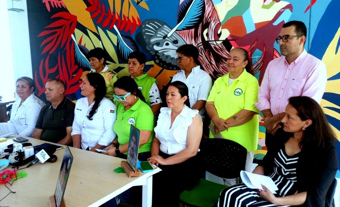 Mujeres de la Fundación Yovany Quevedo, ‘Lazos de Vida’ hicieron peticiones a las autoridades regionales y nacionales. Foto: Boyacá Sie7e Días