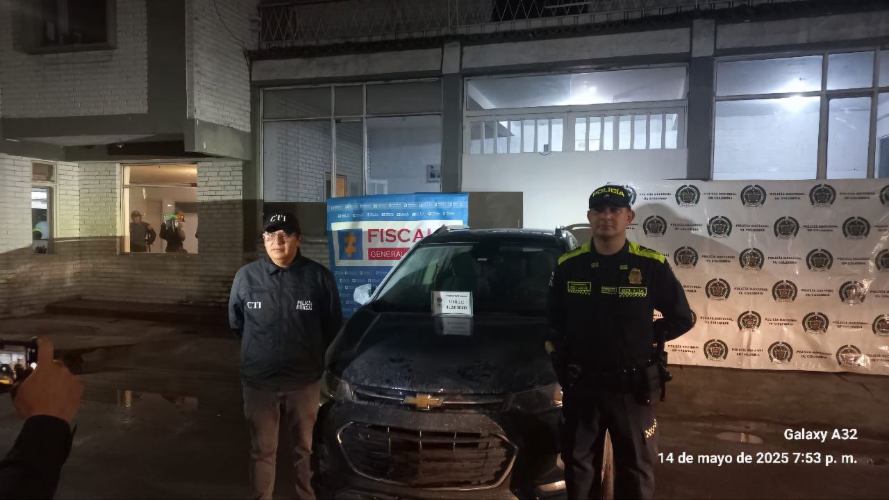 Las versiones de la desaparición de una camioneta en Sogamoso y su posterior hallazgo en Tibasosa #Tolditos7días 2 Camioneta recuperada en Tibasosa despues de que se la llevaran por