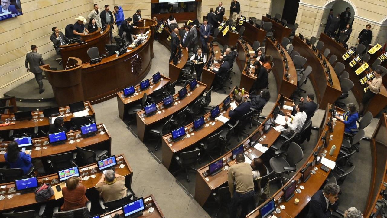 Lo que opinan los congresistas boyacenses sobre el hundimiento de la consulta popular ayer #Tolditos7días 1 Plenaria del Senado de Colombia Mayo 15 del 2025 Foto archivo particular