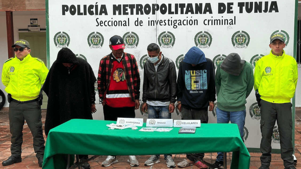 En Tunja las autoridades desarticulan la banda criminal ‘La República’ dedicada al tráfico de estupefacientes 2 capturados La republica Tunja