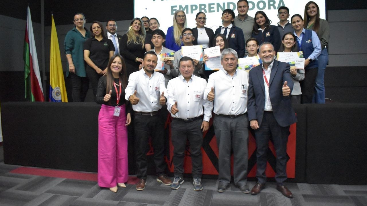 113 estudiantes de Sogamoso, Paya y Pajarito participaron en Emprende 360, programa que les brindó herramientas para convertir sus ideas en proyectos de emprendimiento. Foto: suministrada a Boyacá Sie7e Días