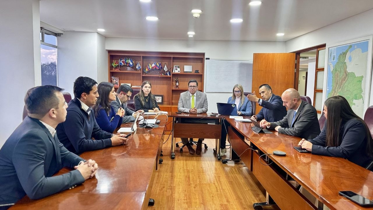 Encuentro del viceministro de Minas con empresarios mineros de Boyacá, por gestión del representante Yamit Hurtado. Foto: archivo particular